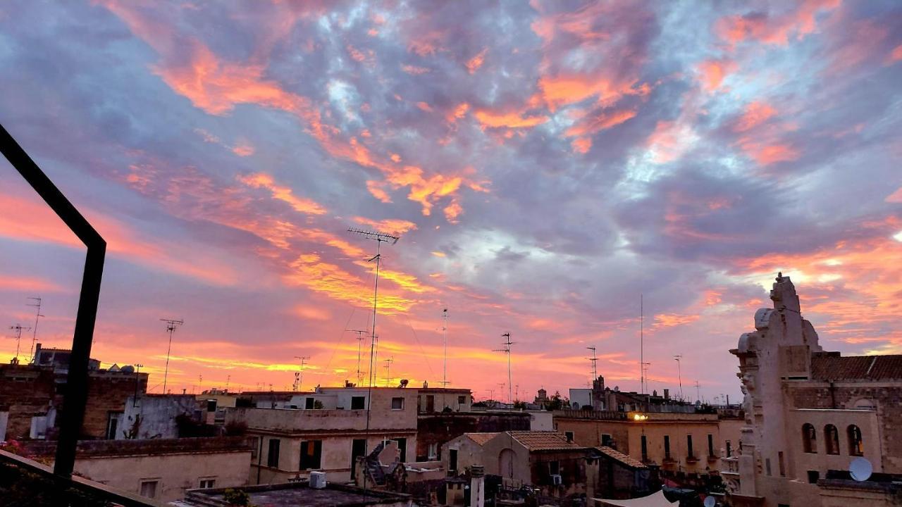 Attico Barocco Bed & Breakfast Lecce Bagian luar foto