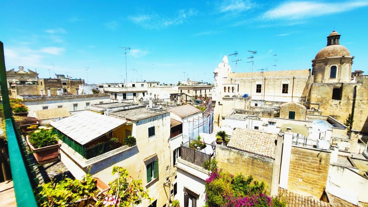 Attico Barocco Bed & Breakfast Lecce Bagian luar foto