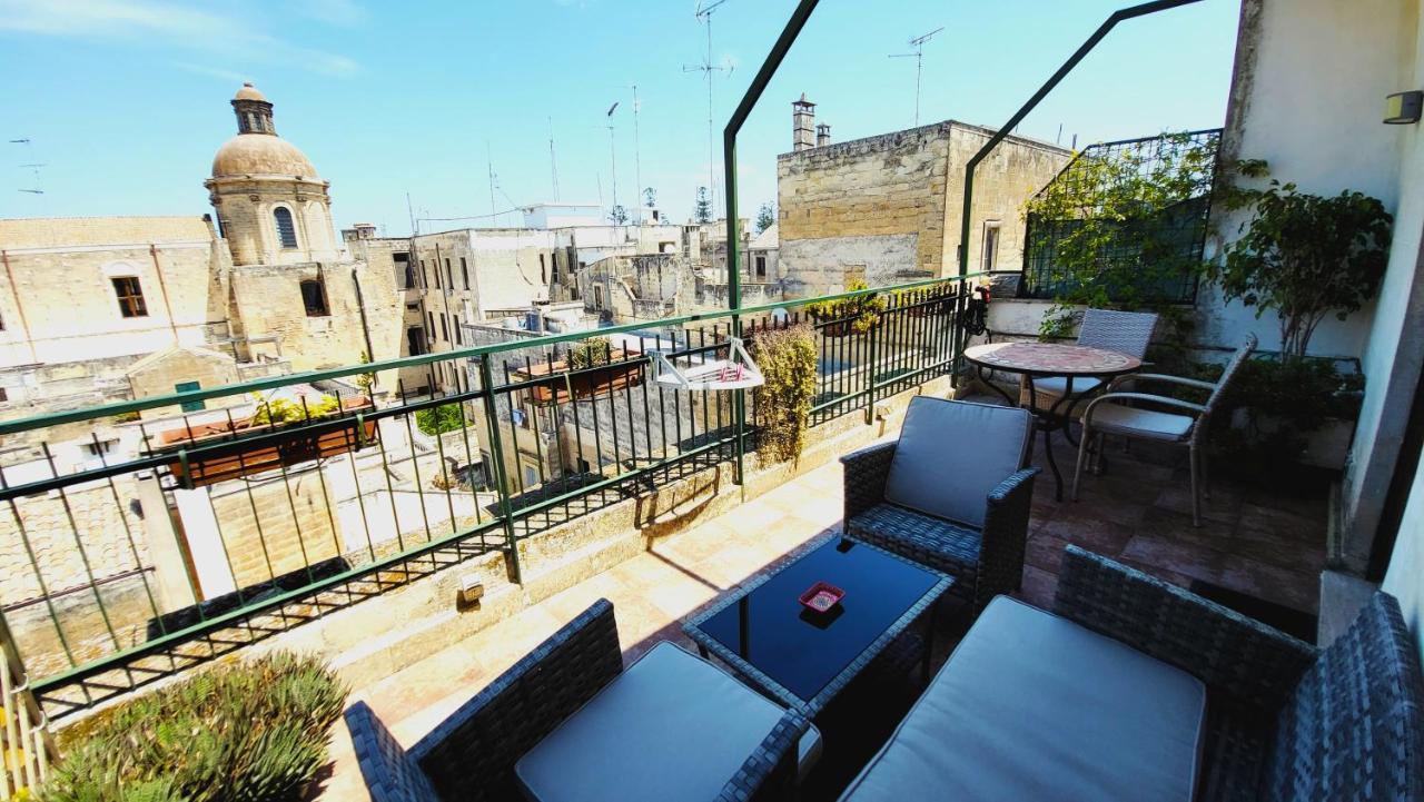 Attico Barocco Bed & Breakfast Lecce Bagian luar foto