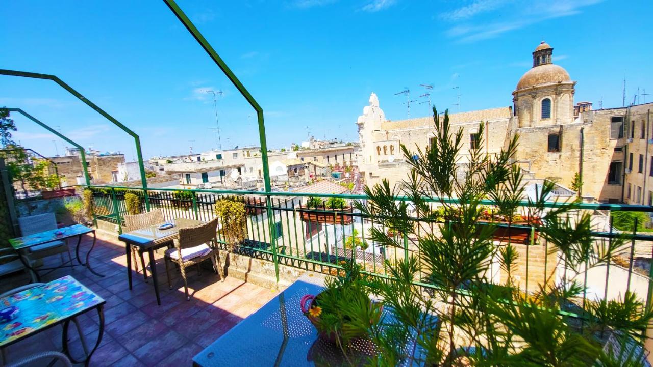 Attico Barocco Bed & Breakfast Lecce Bagian luar foto