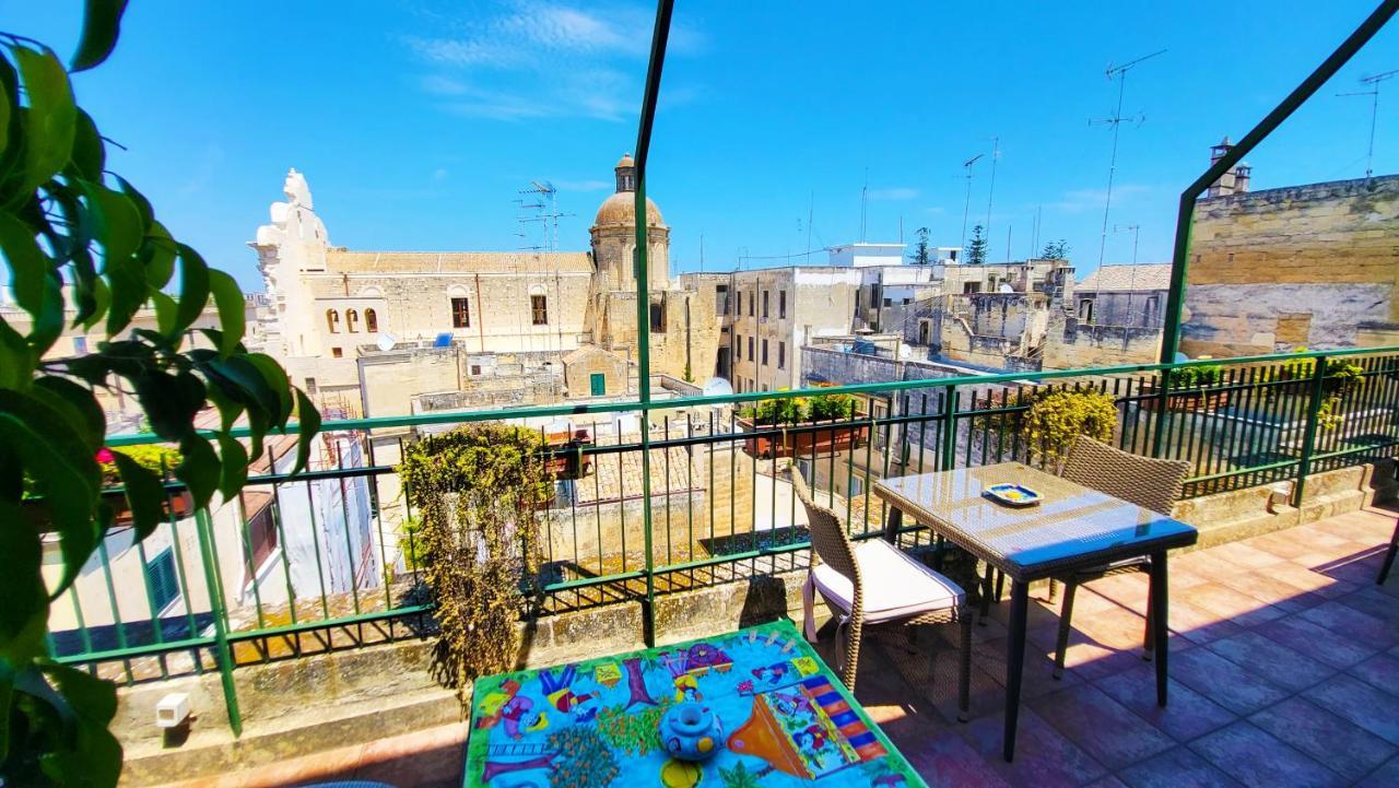 Attico Barocco Bed & Breakfast Lecce Bagian luar foto