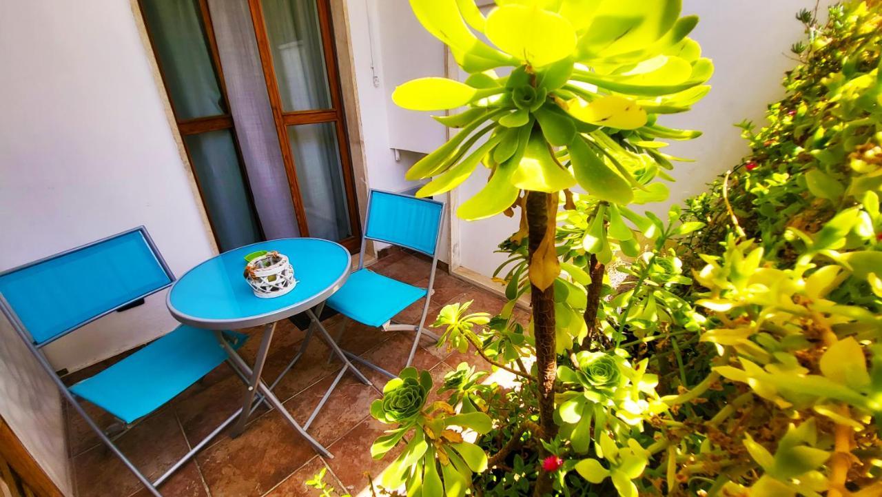 Attico Barocco Bed & Breakfast Lecce Bagian luar foto