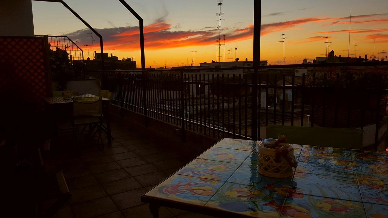 Attico Barocco Bed & Breakfast Lecce Bagian luar foto