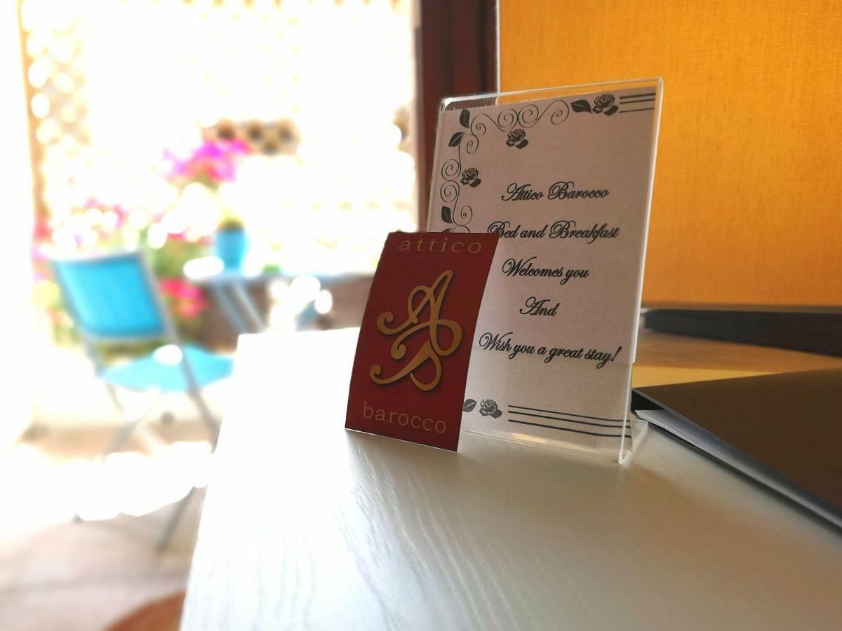 Attico Barocco Bed & Breakfast Lecce Bagian luar foto